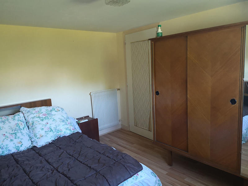 Maison - 92 m² - 5 pièces