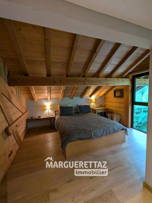 Châlet - 230 m² - 7 pièces