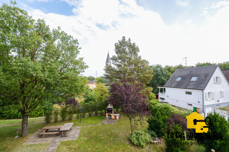 Appartement - 94 m² - 4 pièces