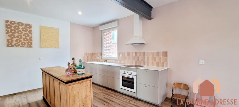 Loft - 120 m² - 4 pièces