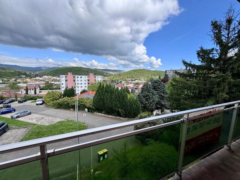 Appartement - 106 m² - 4 pièces