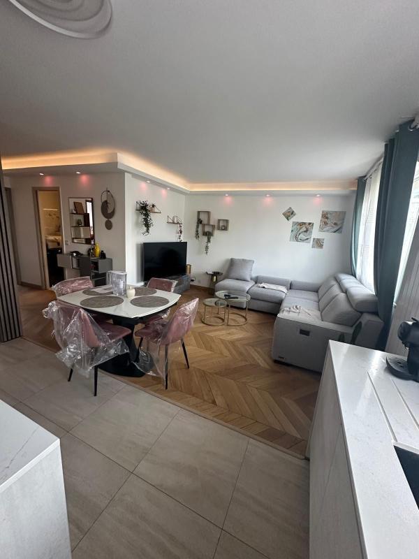 Appartement - 67 m² - 3 pièces