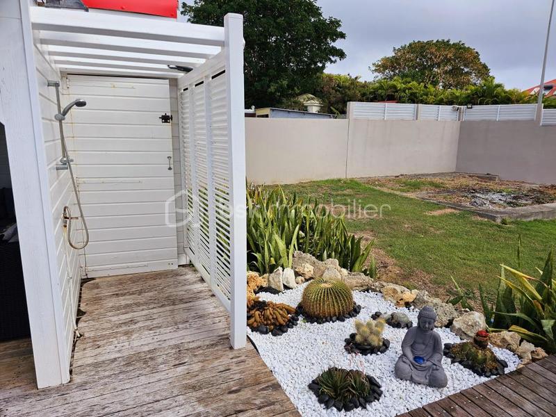 Propriété - 211 m² - 7 pièces