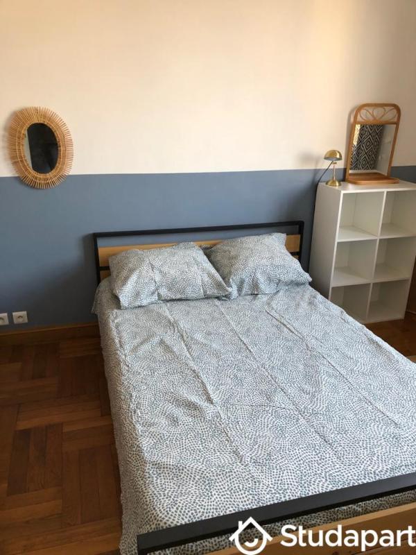 Chambre - 11 m² - 1 pièce