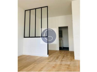 Appartement - 101 m² - 4 pièces