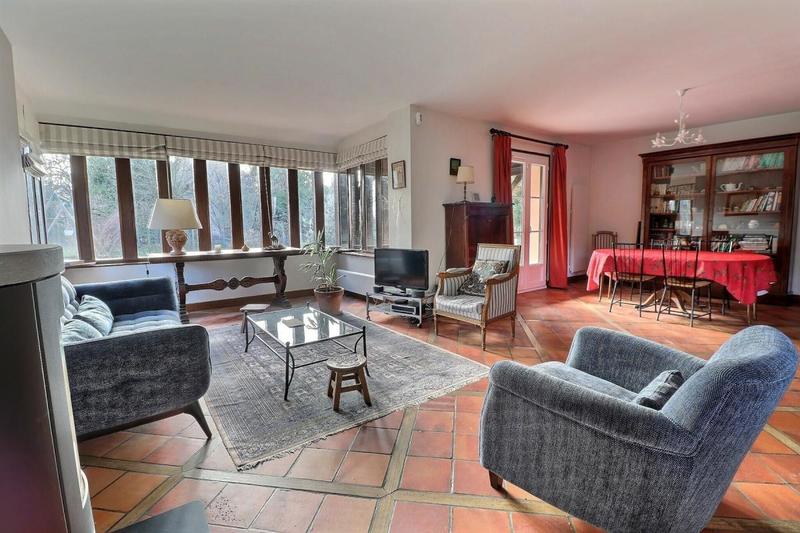 Maison - 141 m² - 8 pièces