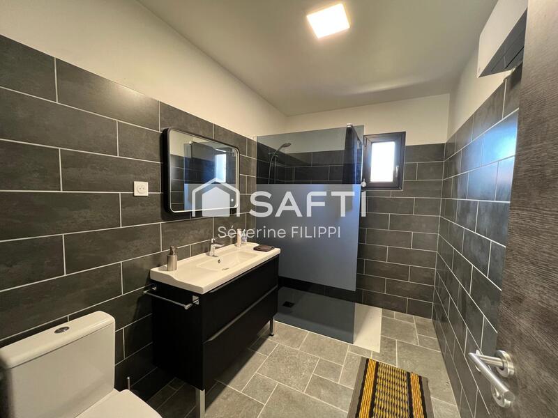 Maison - 147 m² - 5 pièces