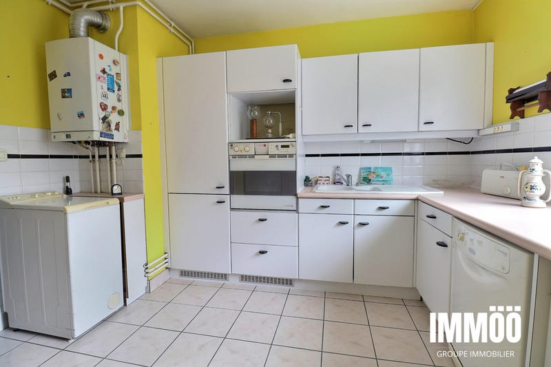 Appartement - 93 m² - 4 pièces