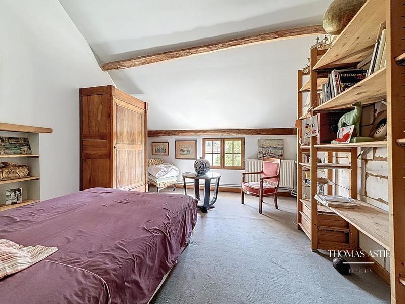 Maison ancienne - 268 m² - 9 pièces