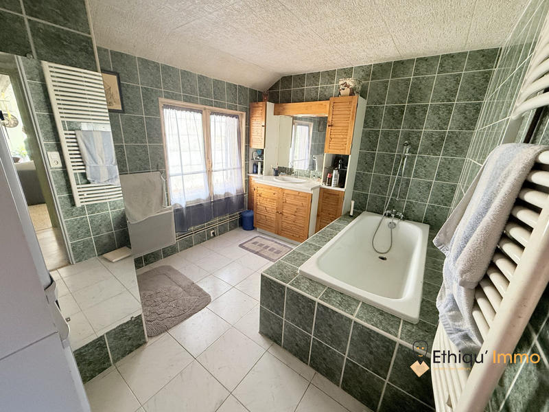 Maison - 130 m² - 3 pièces