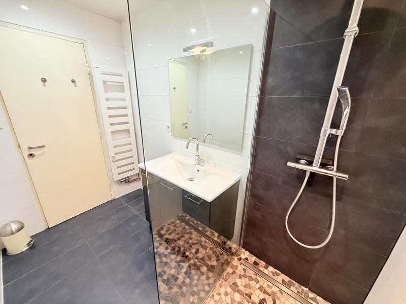 Appartement - 81 m² - 3 pièces