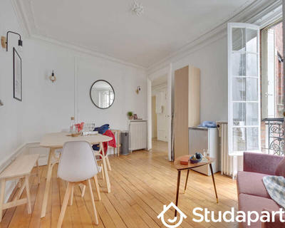 Chambre - 50 m² - 1 pièce