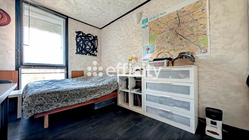 Appartement - 90 m² - 4 pièces