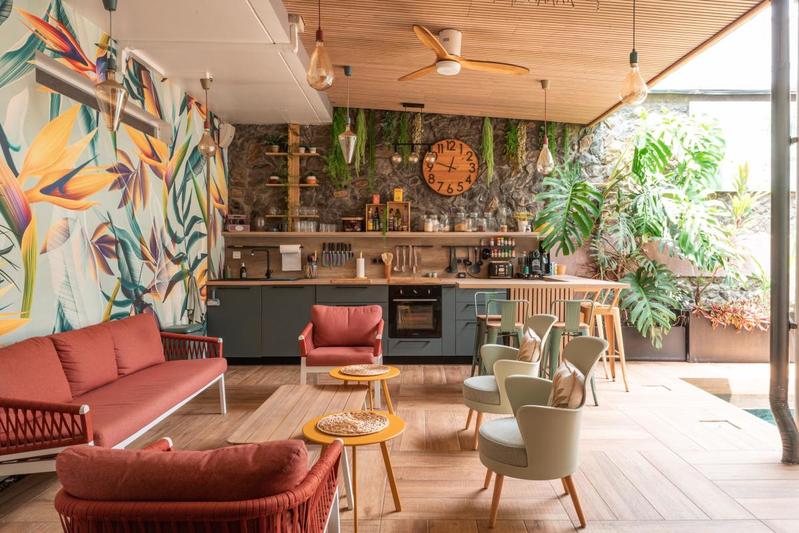 Maison d'architecte - 300 m² - 7 pièces