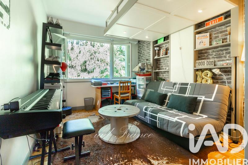 Appartement - 100 m² - 5 pièces