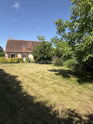 Maison - 140 m² - 8 pièces