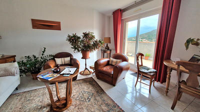 Appartement - 100 m² - 4 pièces