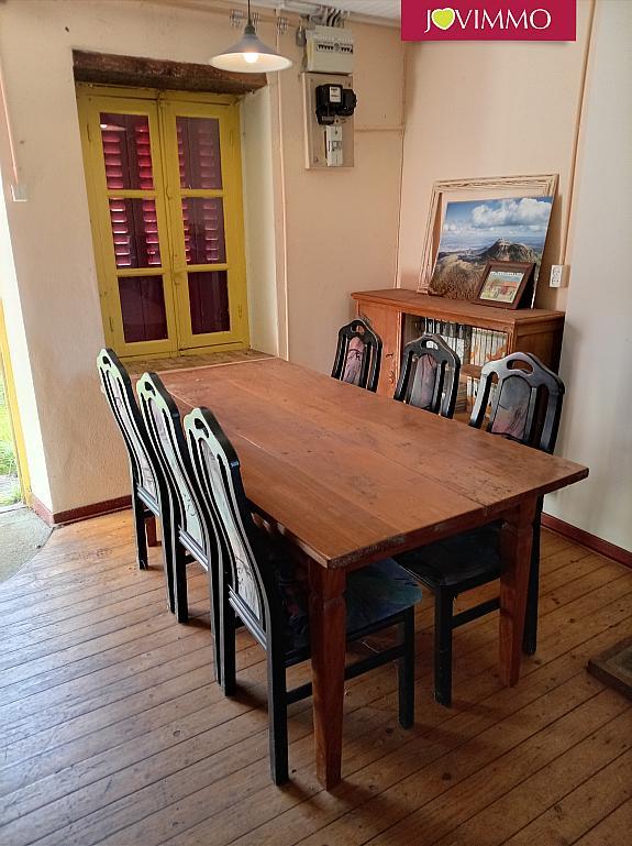 Maison - 98 m² - 4 pièces