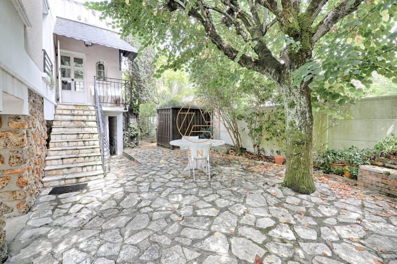 Maison ancienne - 195 m² - 6 pièces