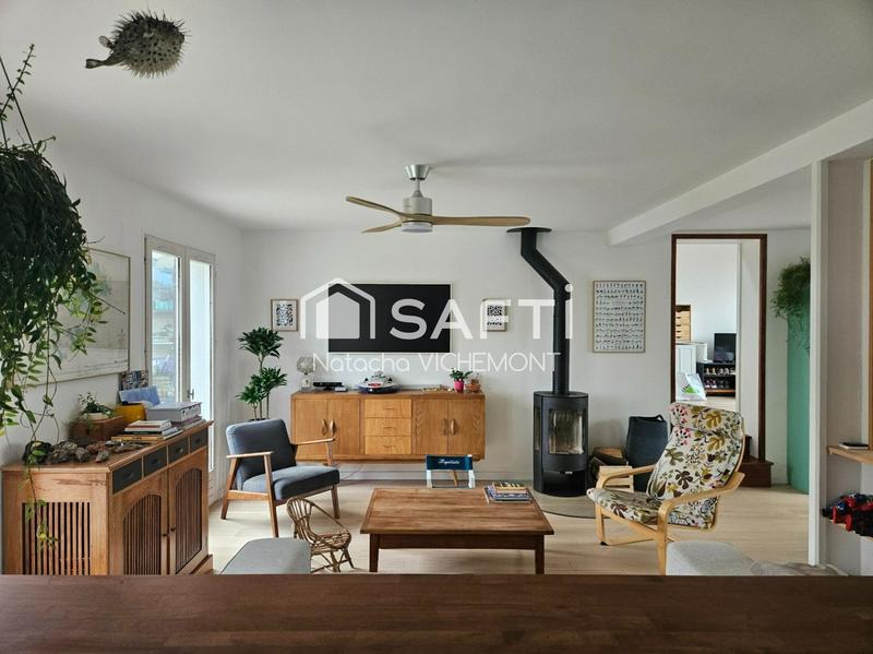 Maison - 180 m² - 8 pièces