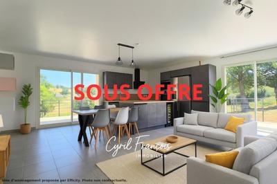 Maison - 101 m² - 4 pièces