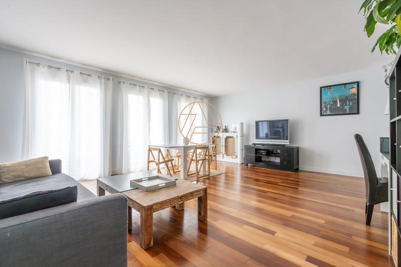 Appartement - 75 m² - 3 pièces