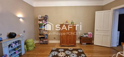 Maison - 161 m² - 6 pièces