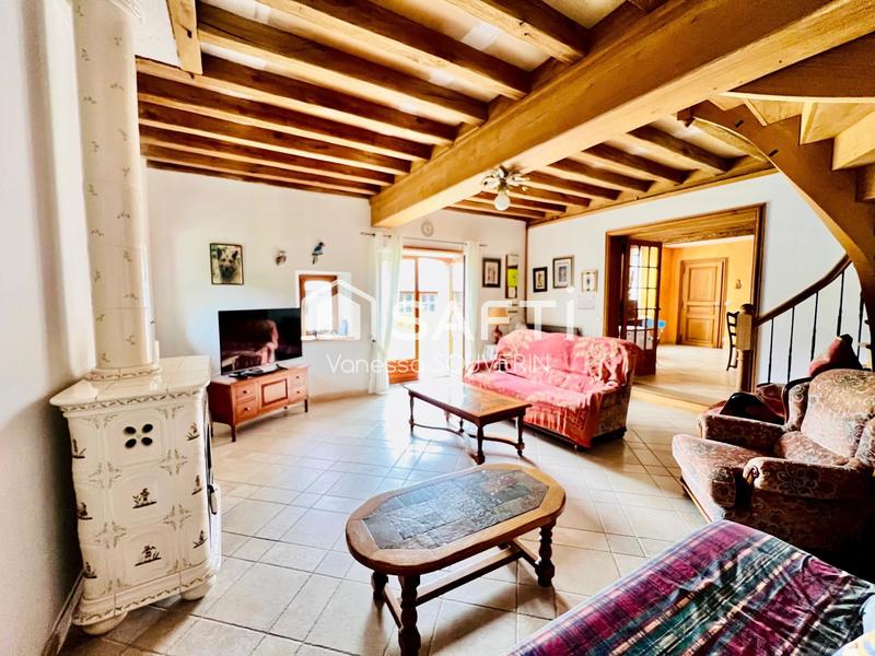 Maison - 202 m² - 7 pièces