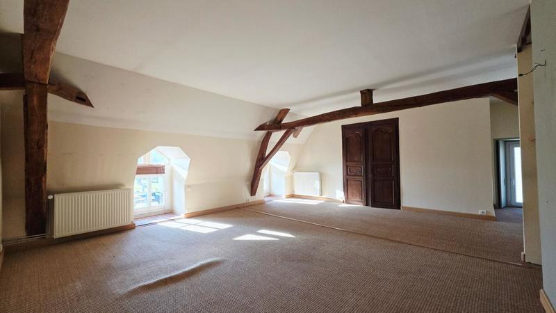 Maison - 409 m² - 13 pièces