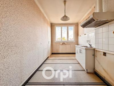 Appartement - 90 m² - 4 pièces