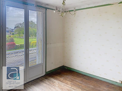 Maison - 83 m² - 5 pièces