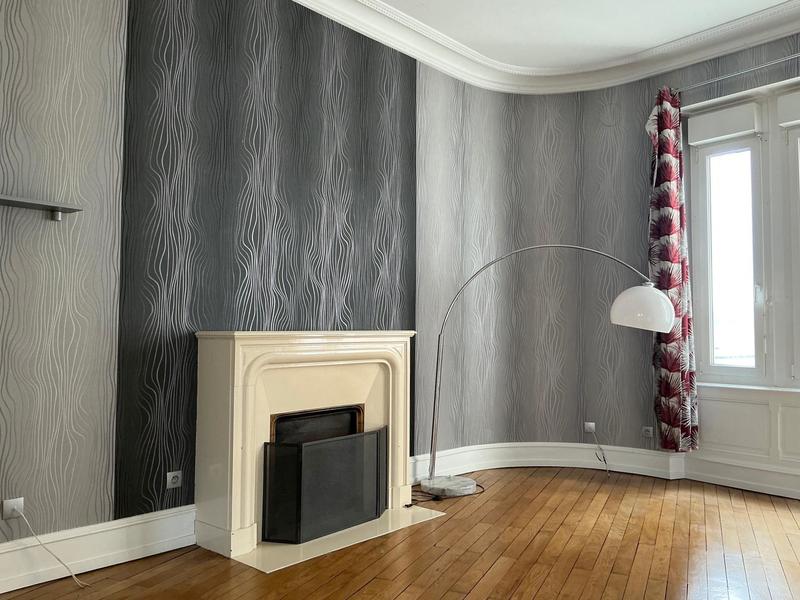 Appartement - 161 m² - 8 pièces