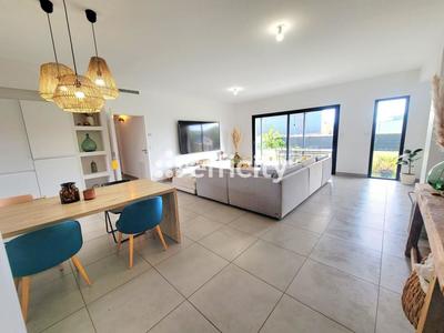 Maison - 113 m² - 4 pièces