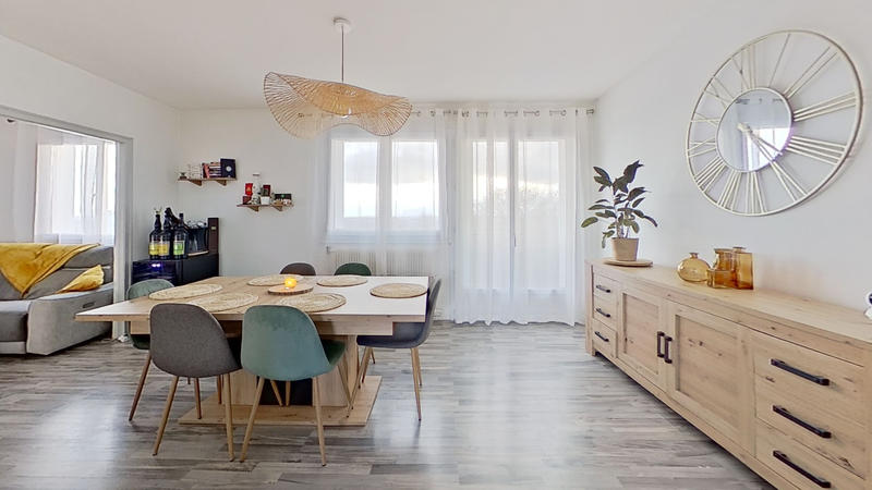 Appartement - 82 m² - 4 pièces