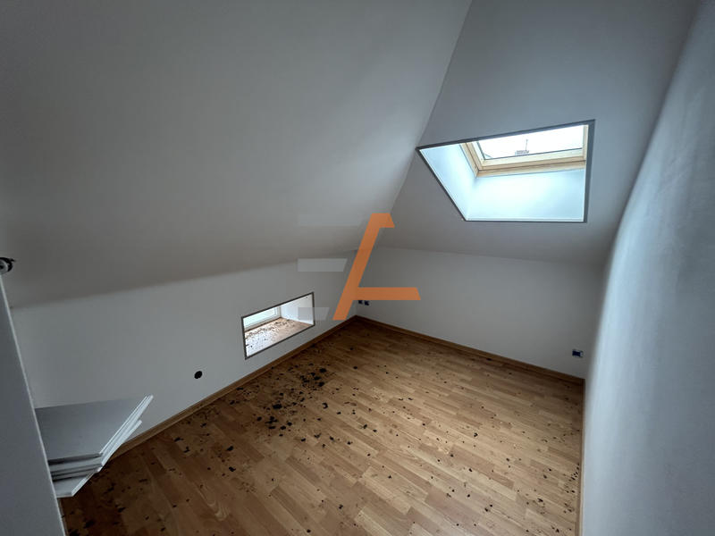 Maison de village - 152 m² - 10 pièces