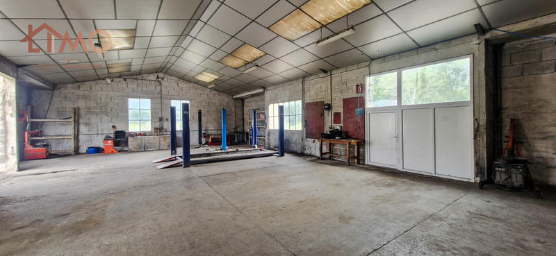 Maison de village - 394 m² - 1 pièce