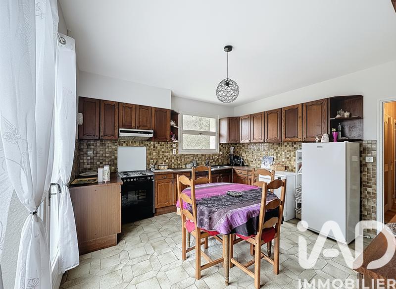 Maison - 178 m² - 7 pièces