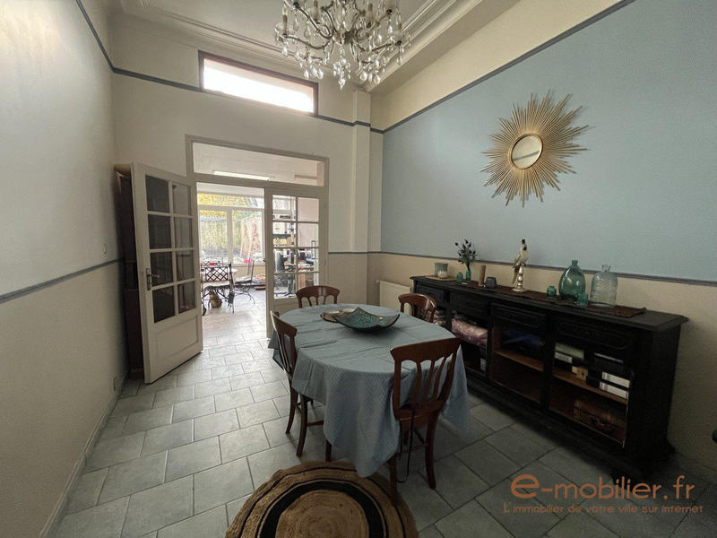 Maison ancienne - 180 m² - 10 pièces