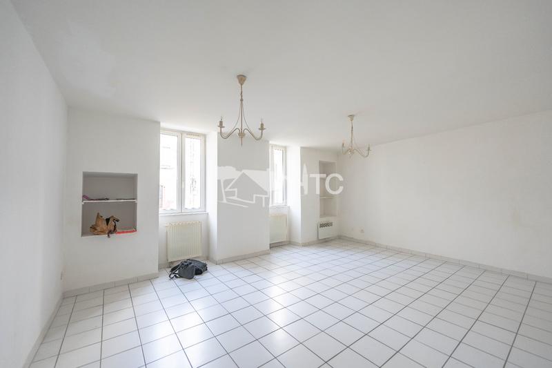 Maison - 285 m² - 11 pièces