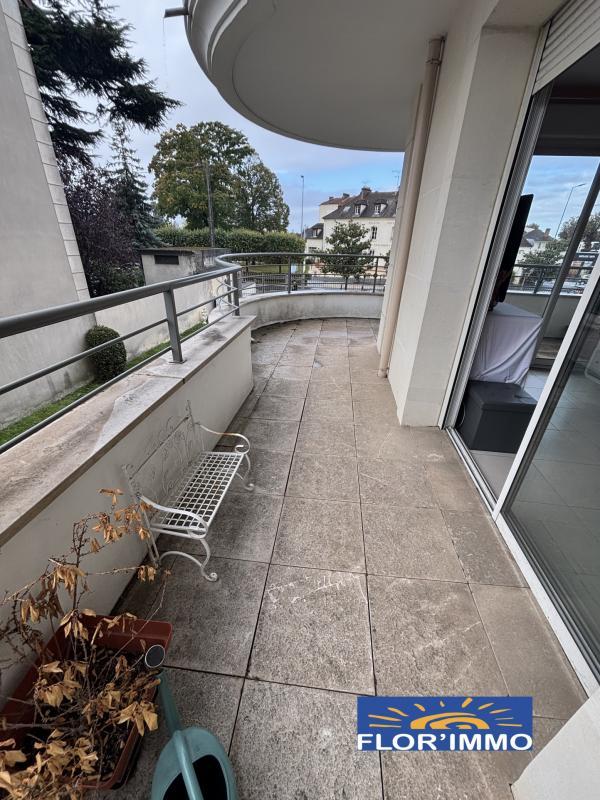 Appartement - 80 m² - 4 pièces