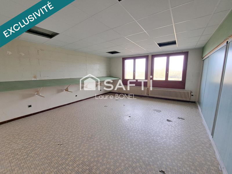 Maison - 232 m² - 8 pièces