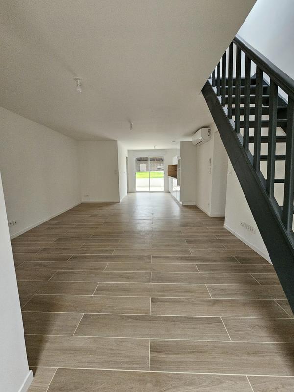 Maison - 95 m² - 4 pièces