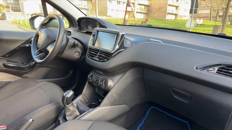 Peugeot 208 1.5 BlueHDI 100 Allure