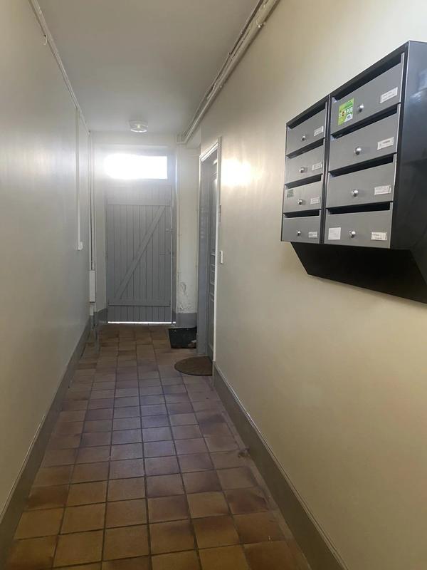 Appartement - 84 m² - 1 pièce