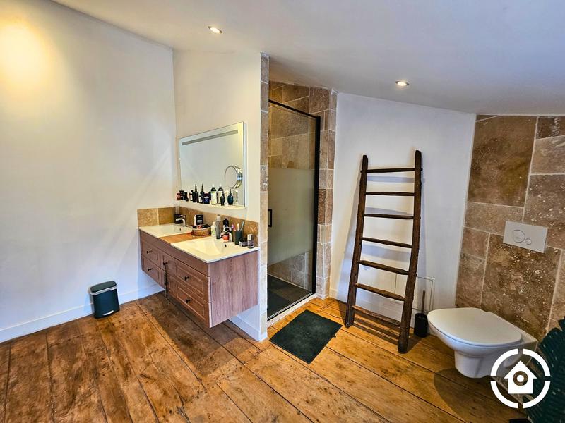 Maison ancienne - 498 m² - 11 pièces