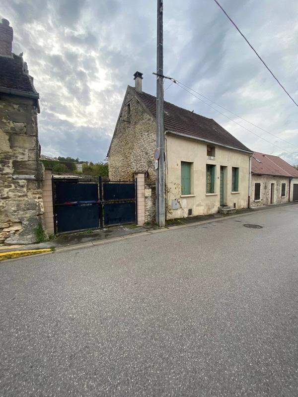 Maison - 95 m² - 5 pièces