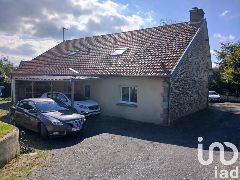 Maison - 240 m² - 9 pièces