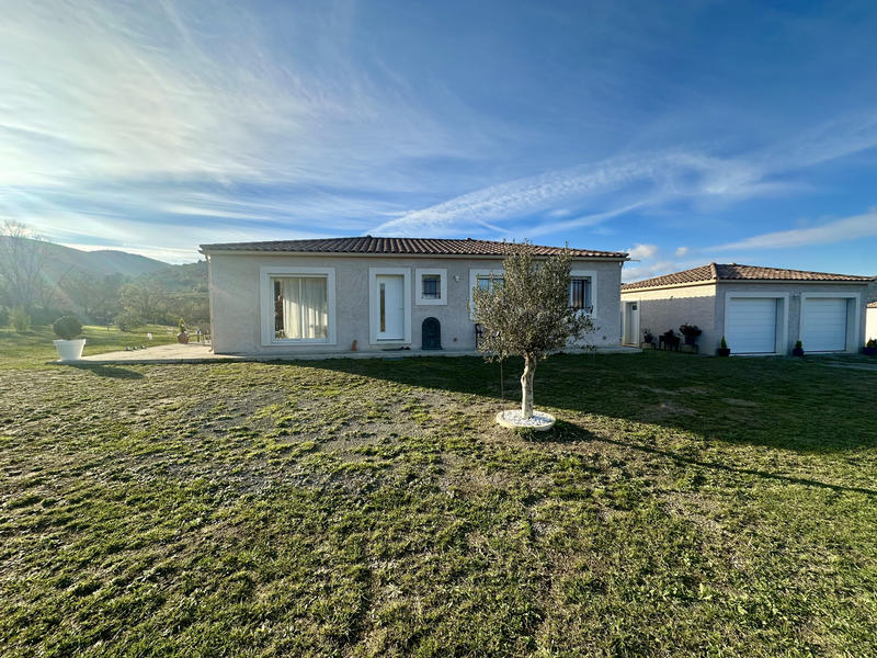 Maison - 104 m² - 3 pièces