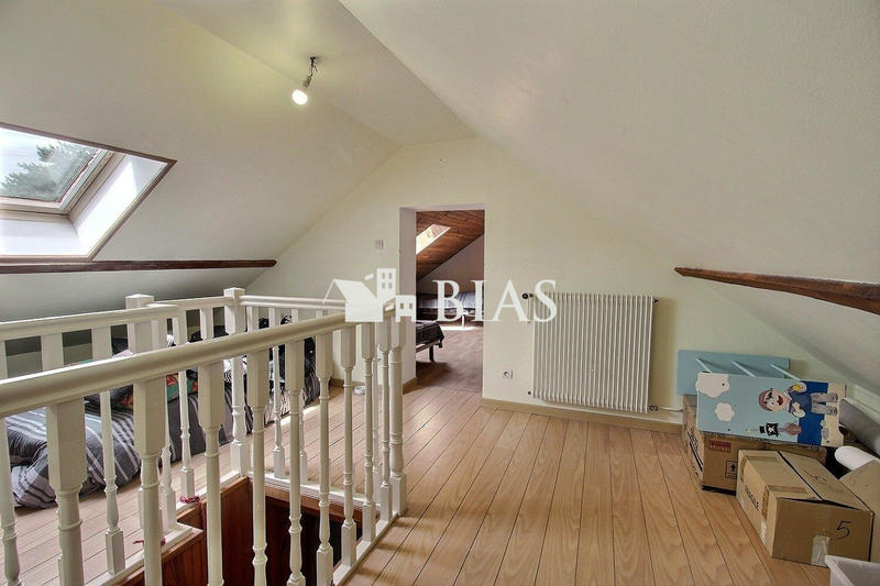 Maison - 85 m² - 5 pièces