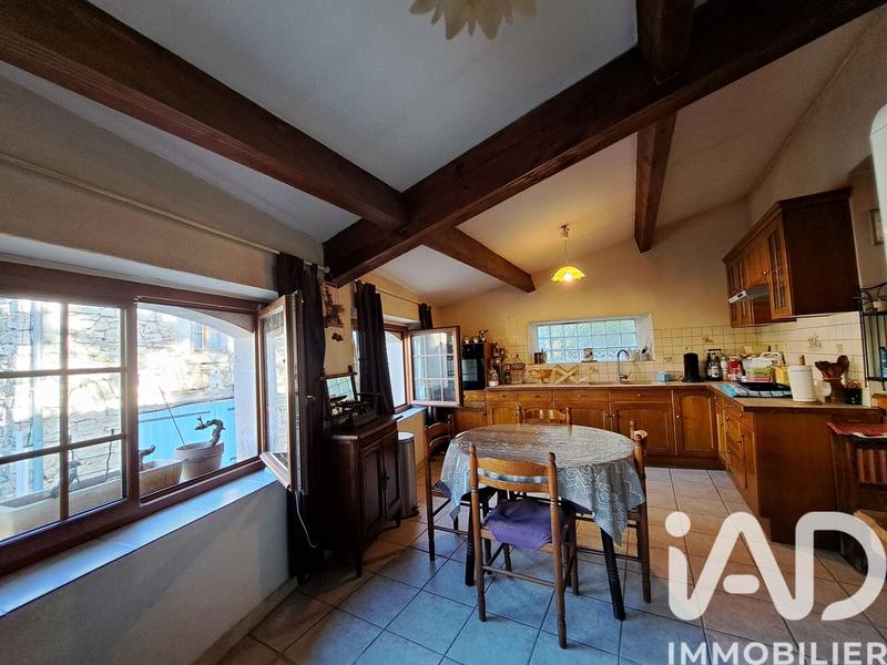 Maison de village - 102 m² - 6 pièces